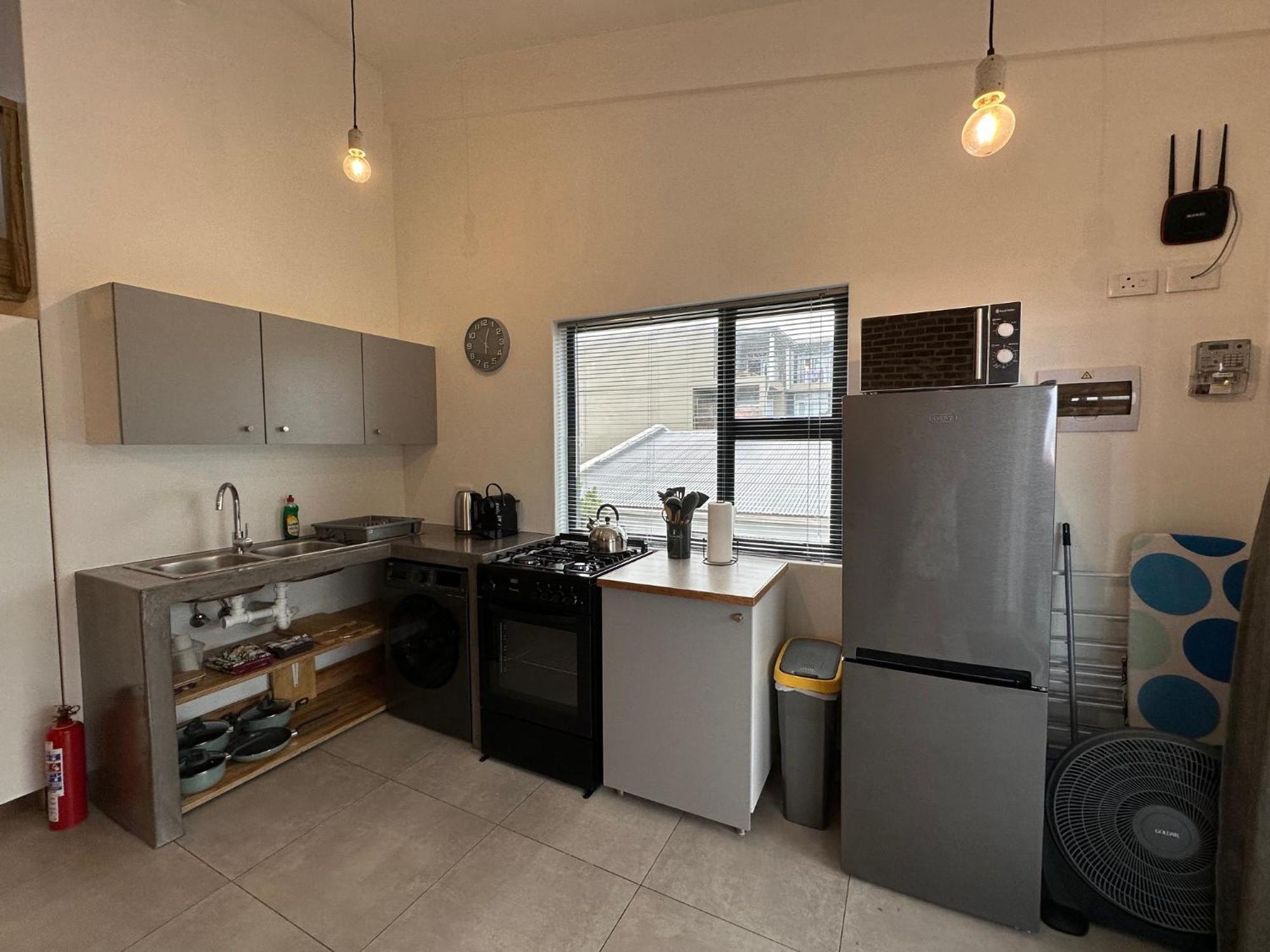 Modern Apartments Downtown Плеттенберг-Бей Экстерьер фото