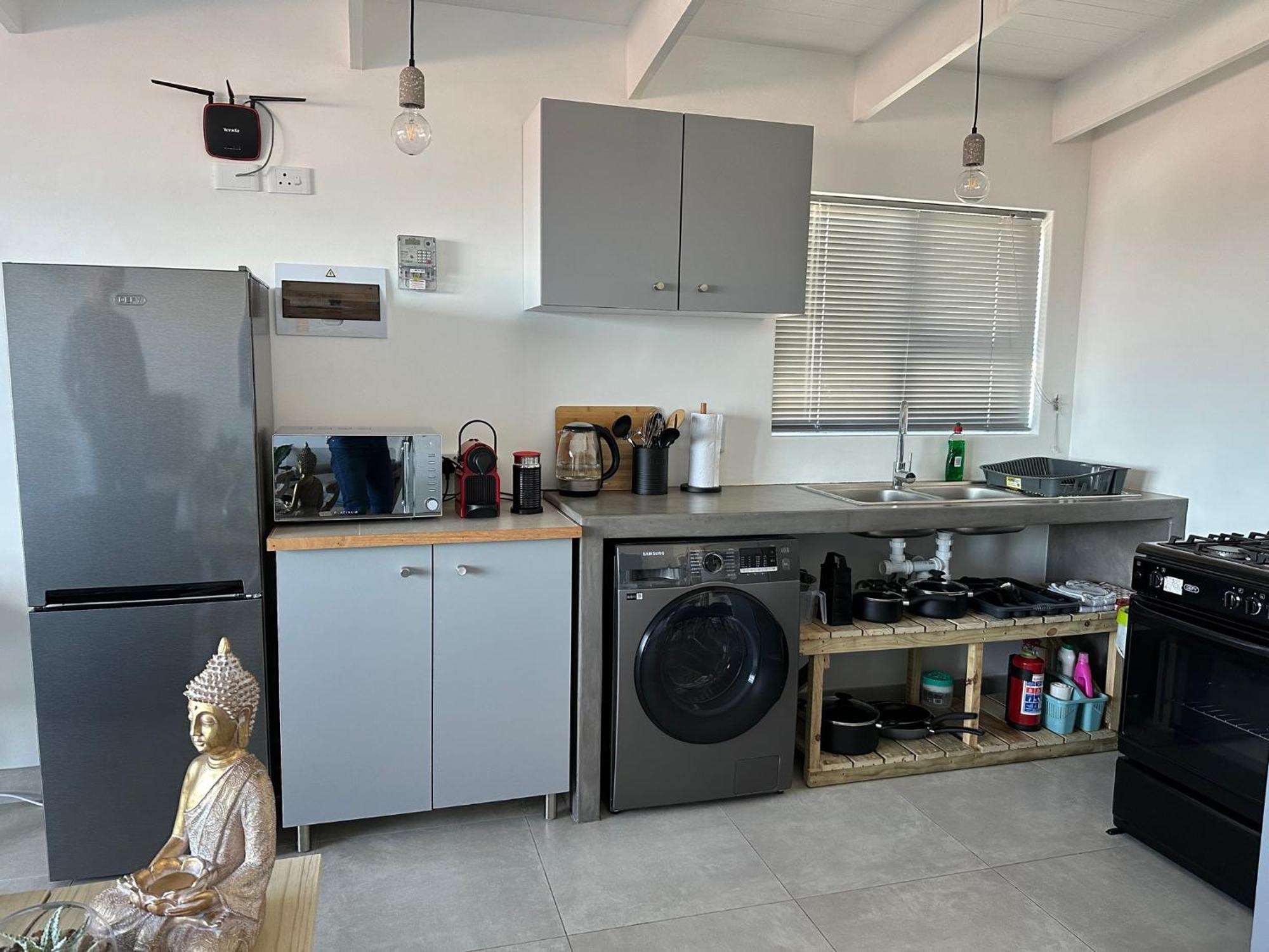 Modern Apartments Downtown Плеттенберг-Бей Экстерьер фото