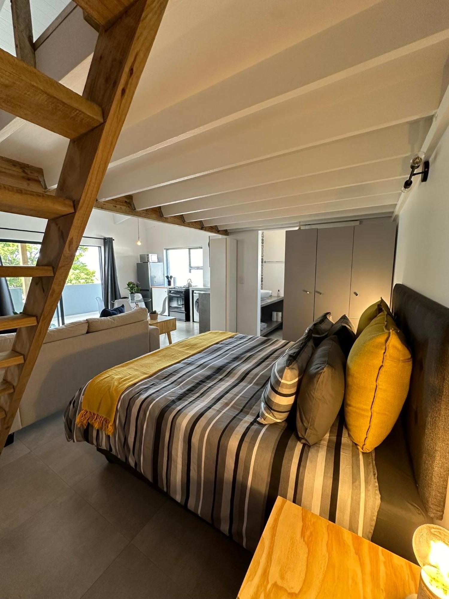 Modern Apartments Downtown Плеттенберг-Бей Экстерьер фото